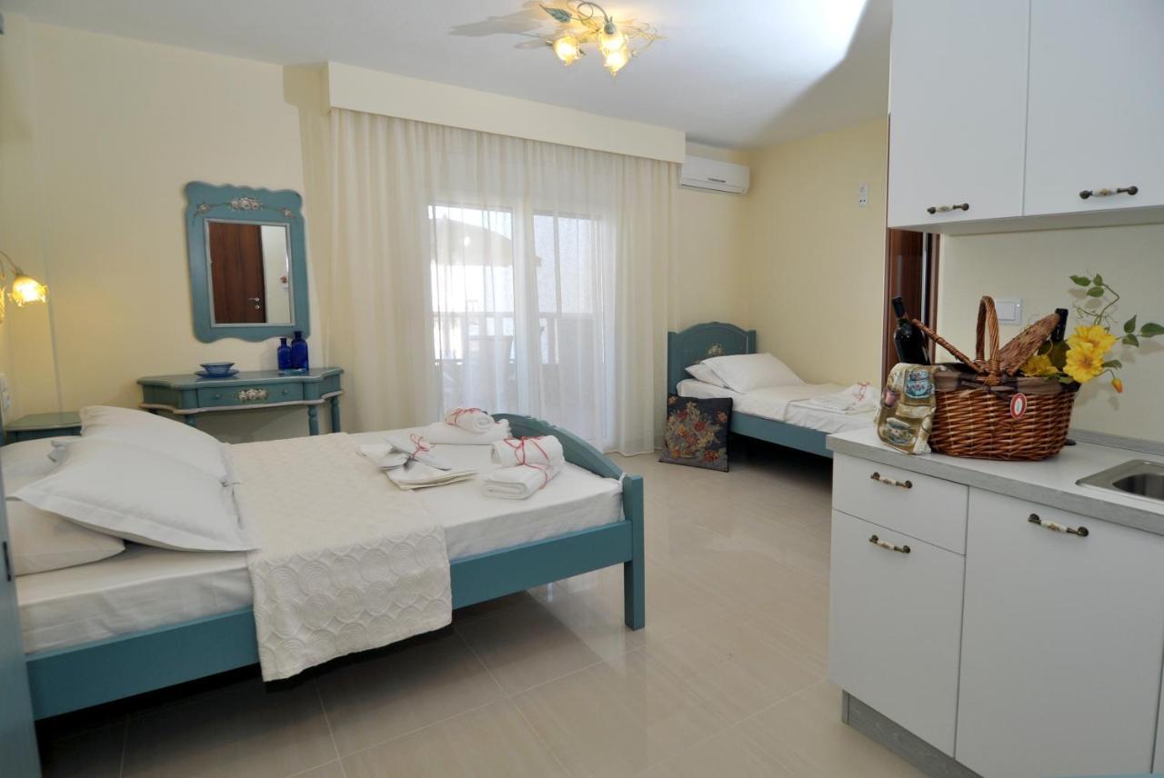 Alexa'S Sunny Days Aparthotel ลิเมนาเรีย ภายนอก รูปภาพ