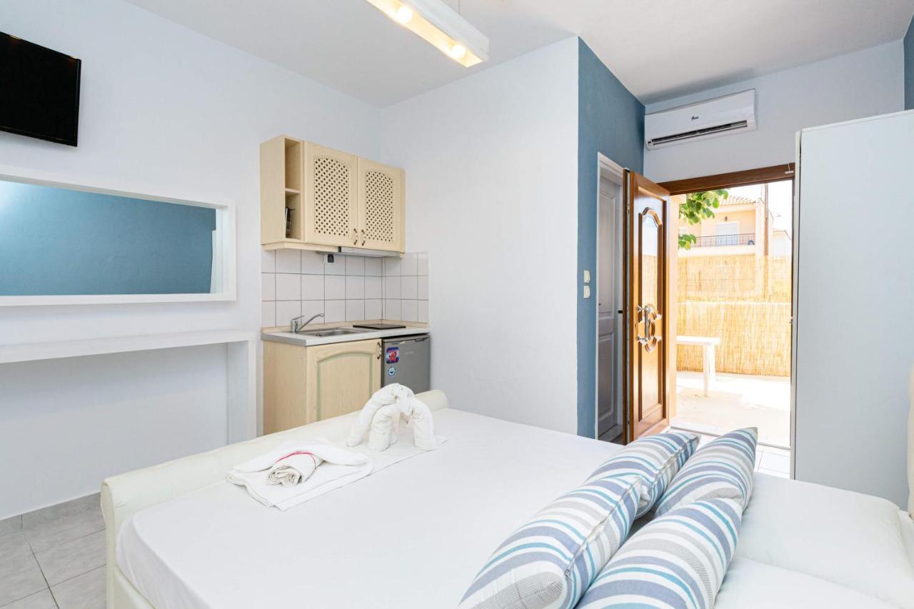 Alexa'S Sunny Days Aparthotel ลิเมนาเรีย ภายนอก รูปภาพ