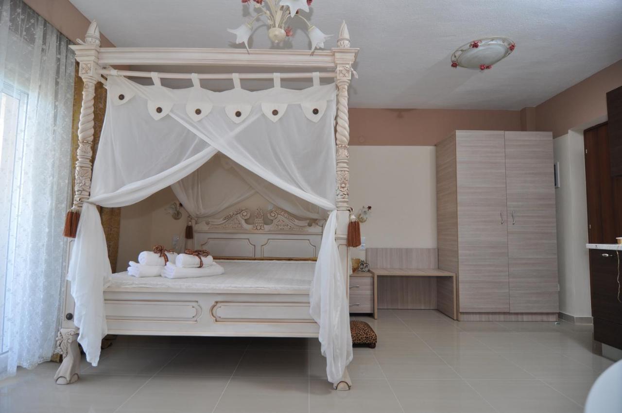 Alexa'S Sunny Days Aparthotel ลิเมนาเรีย ภายนอก รูปภาพ